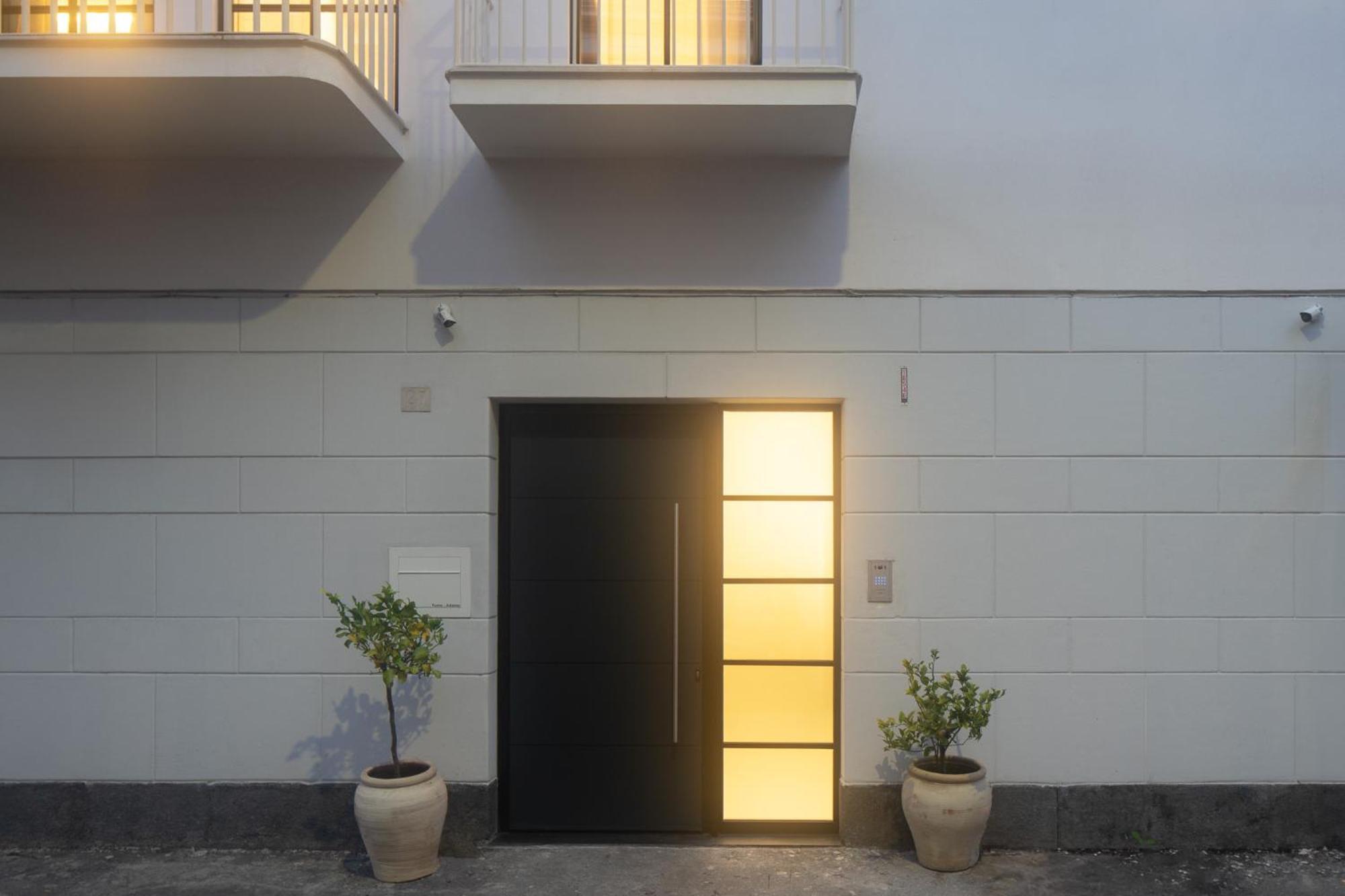 カターニア Fra Le Righe Bed & Breakfast エクステリア 写真