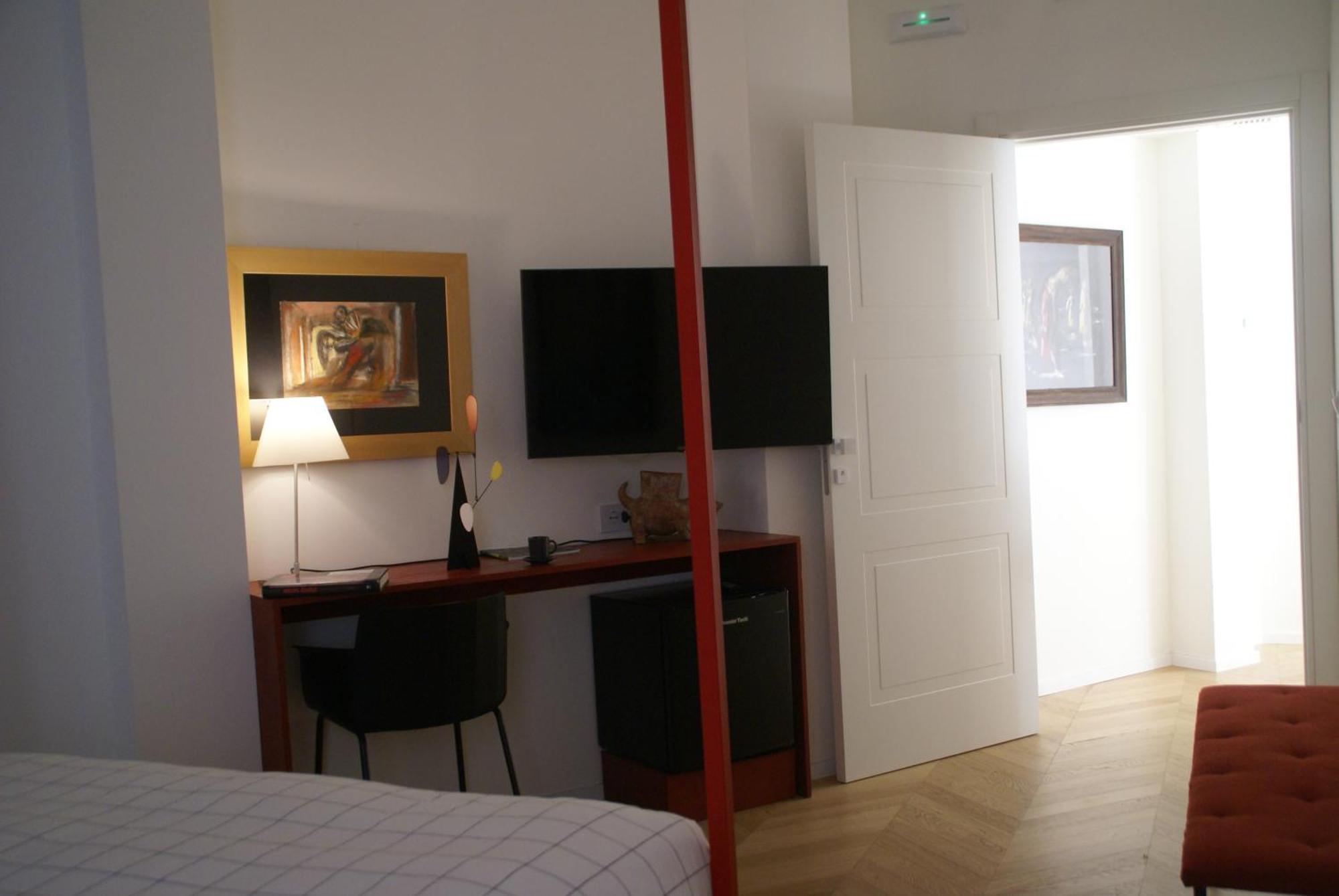 カターニア Fra Le Righe Bed & Breakfast エクステリア 写真